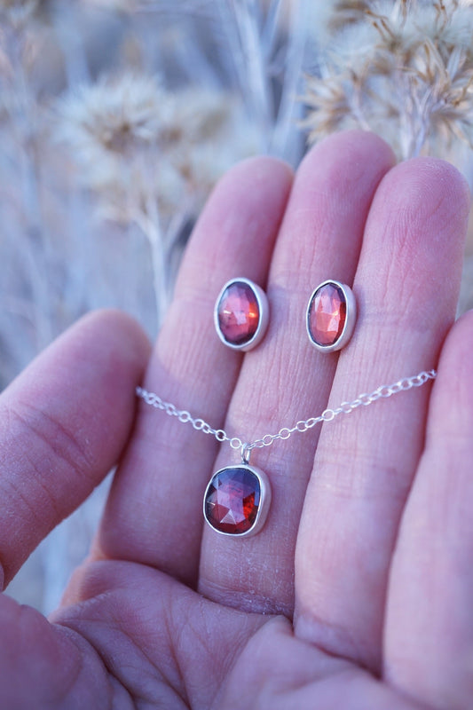 Last new jewels for a while + Straw bale studio update - Lumenrose