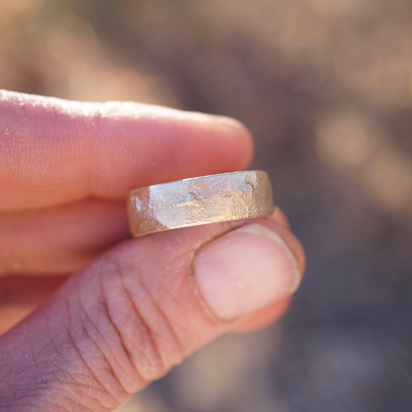 the rugged grace ring in 18k GOLD - Lumenrose