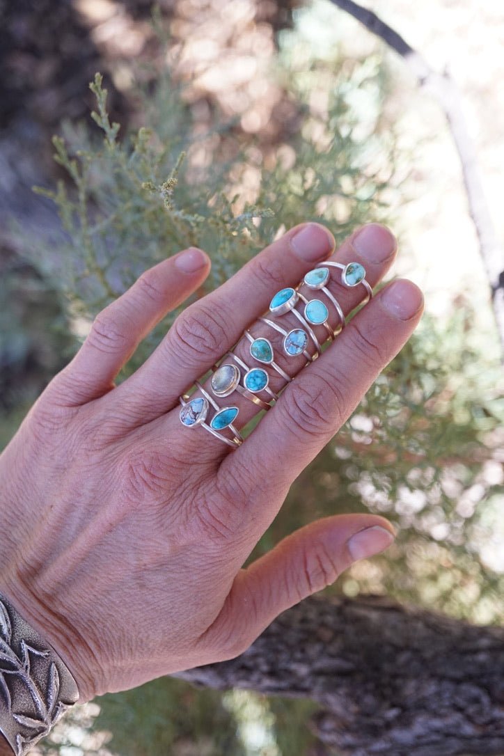 dainty sonoran gold turquoise stacking ring - size 5.25 - Lumenrose