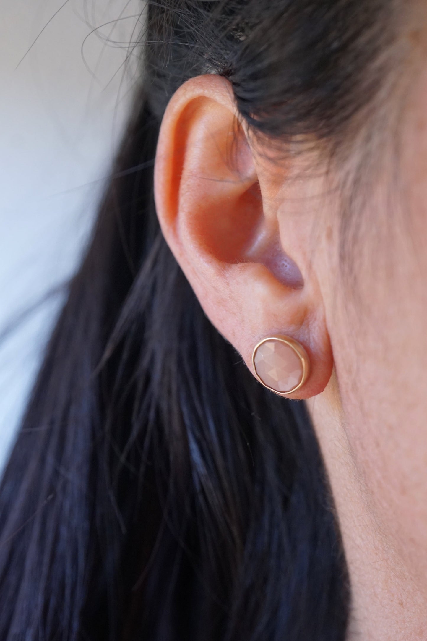 faceted peach moonstone studs - 14k gold + silver - Lumenrose