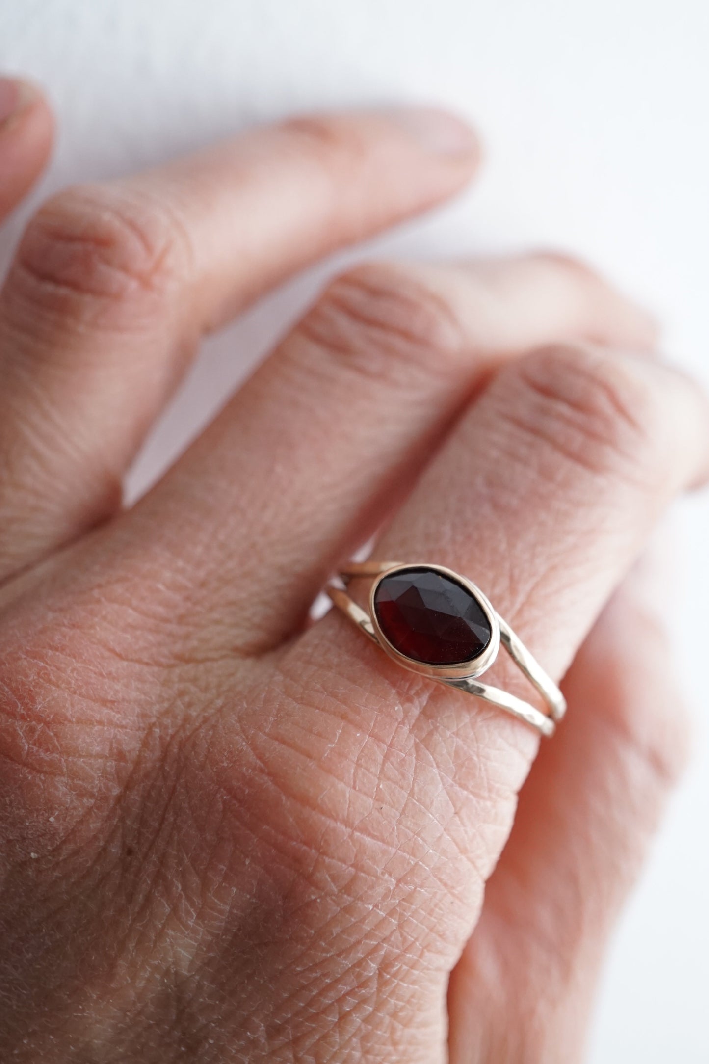 garnet open band ring - silver + 14k goldfill - size 9.25 - Lumenrose