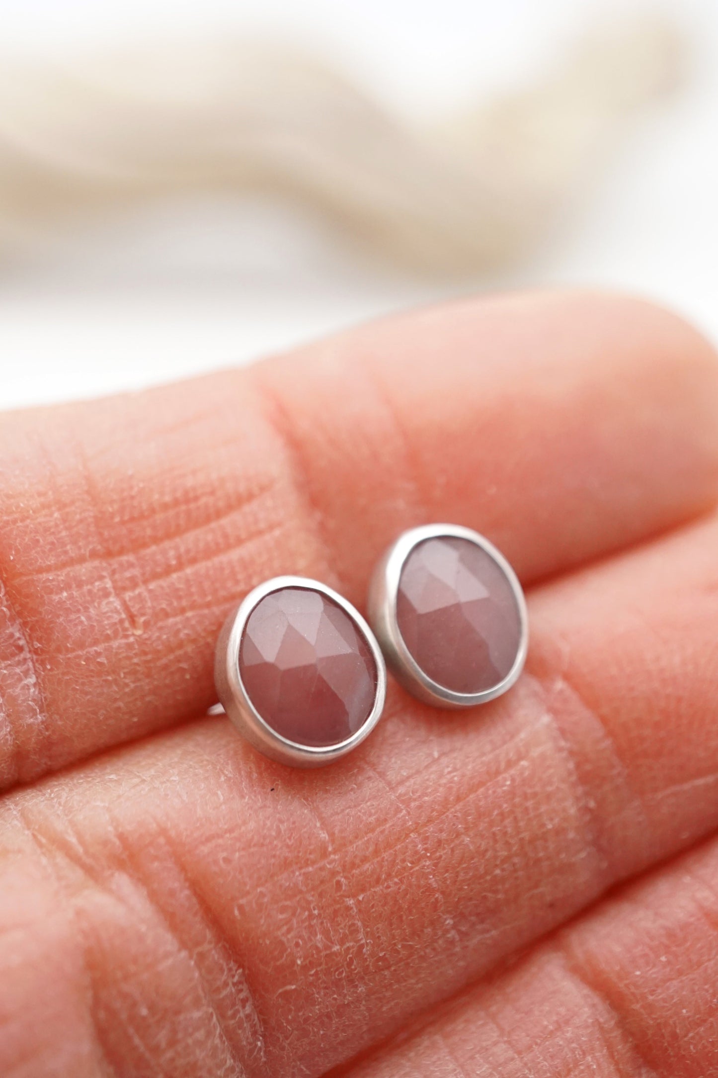 guava quartz tiny studs - Lumenrose