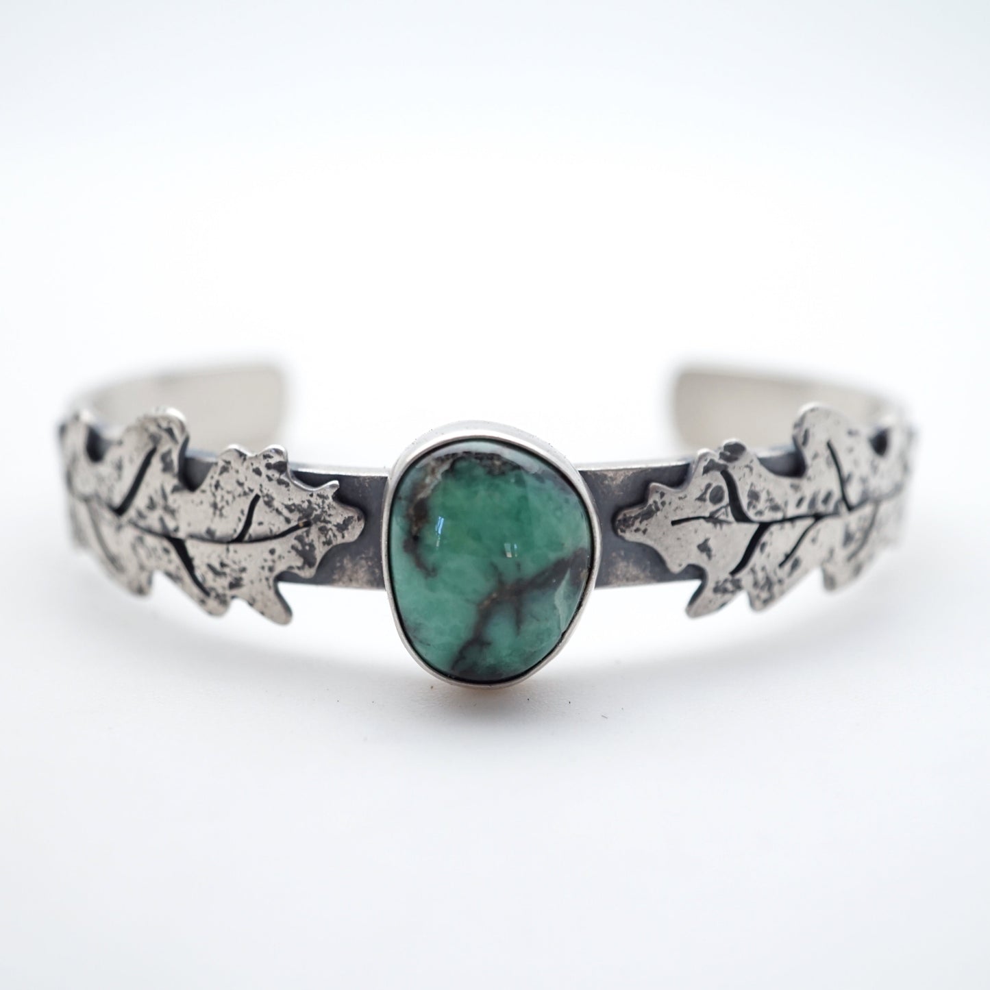 new lander chalcosiderite oak leaf cuff - xs/s - Lumenrose