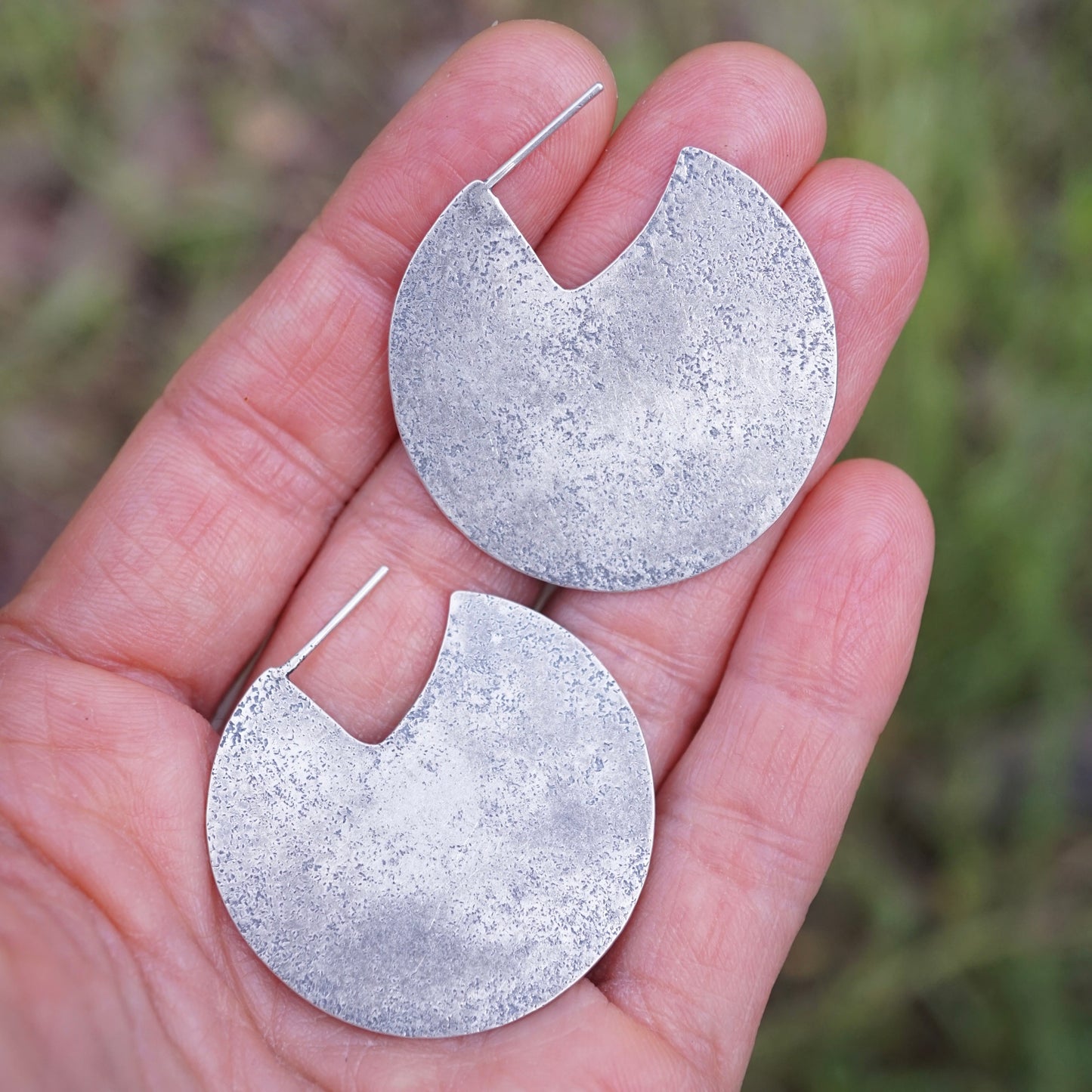 silver circle earrings - bigger - Lumenrose