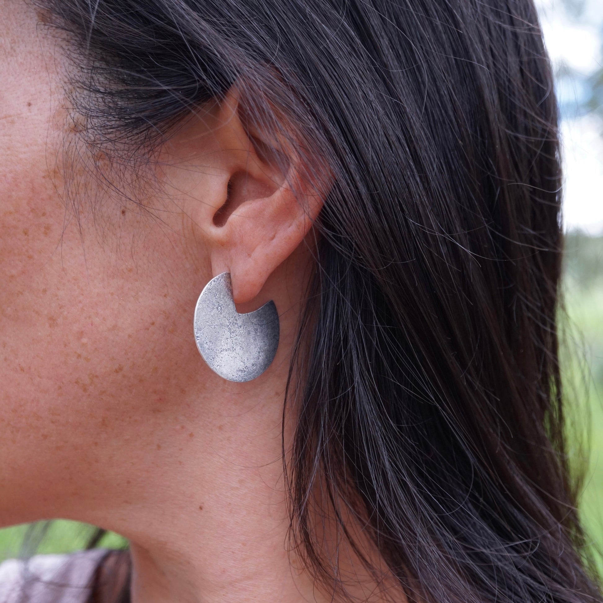 silver circle earrings - smaller - Lumenrose