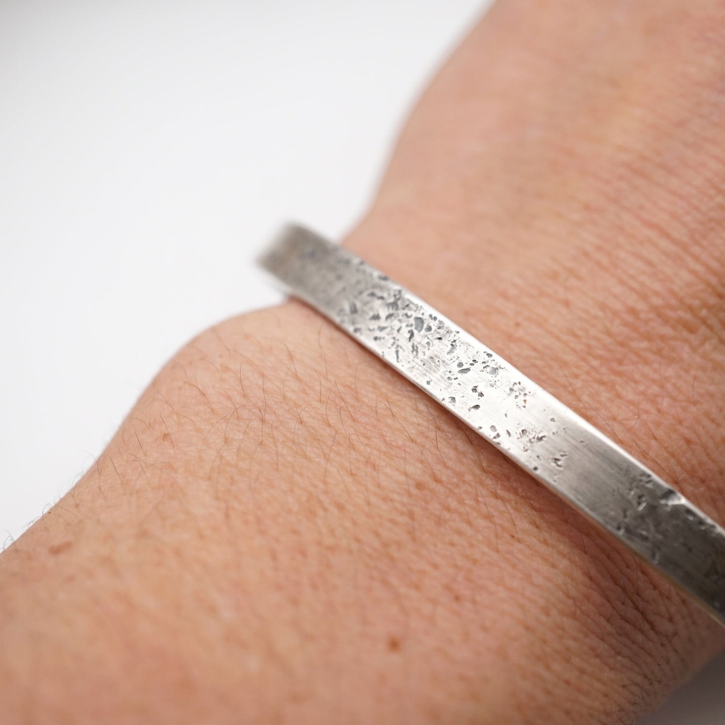 textured cuff - large/XL - Lumenrose