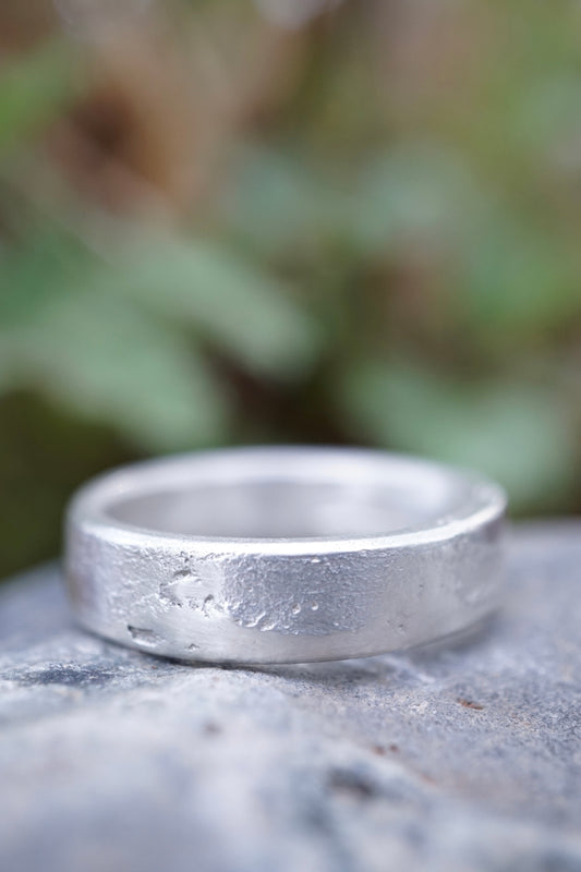 sand cast sterling band - size 11.25