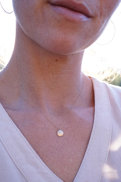 solid 14k golden seashell necklace