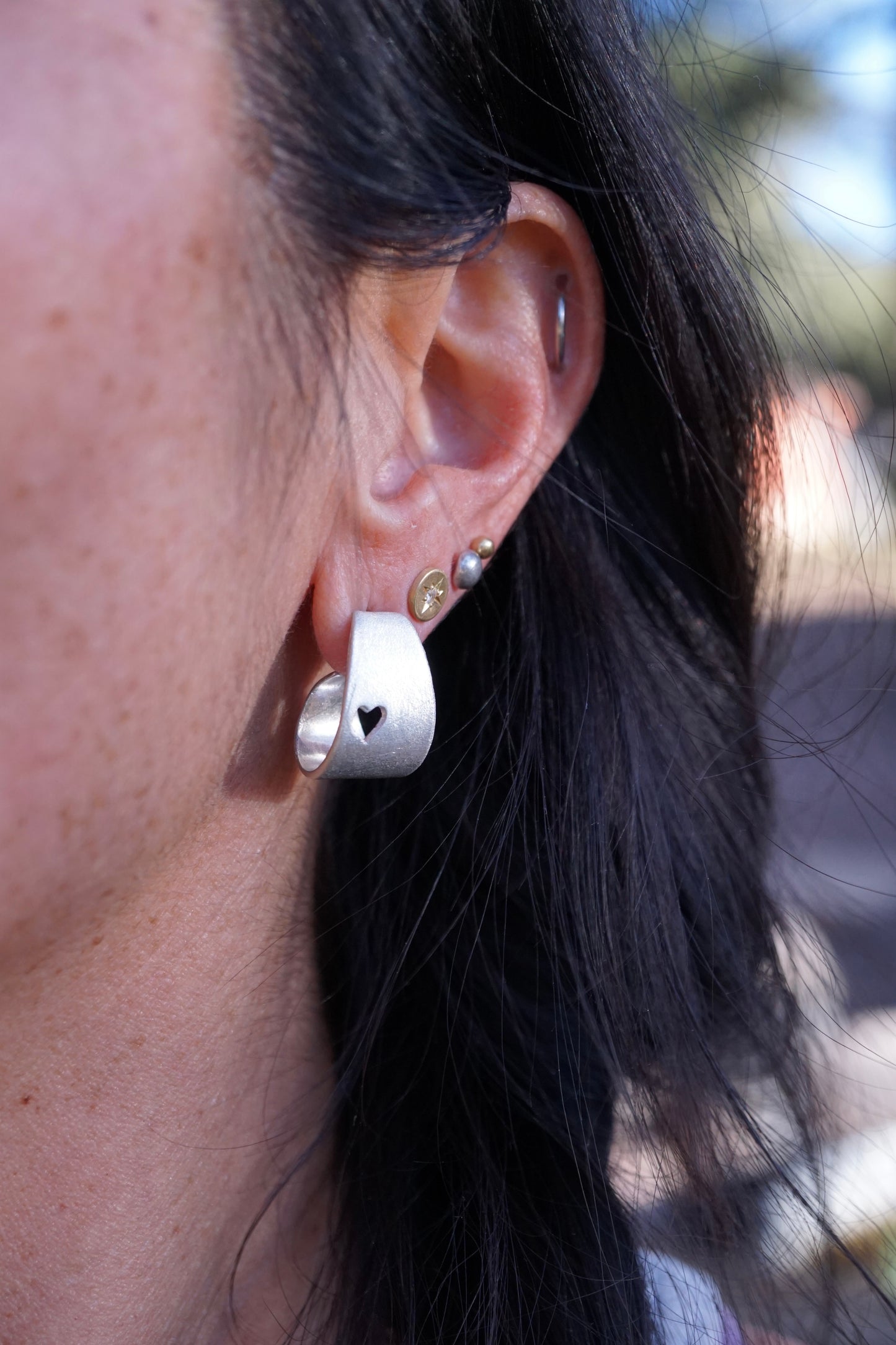 shorty chubby heart hoops