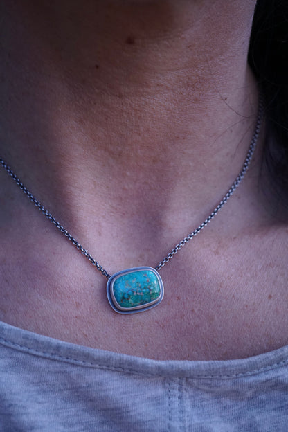 oblong patagonia turquoise necklace