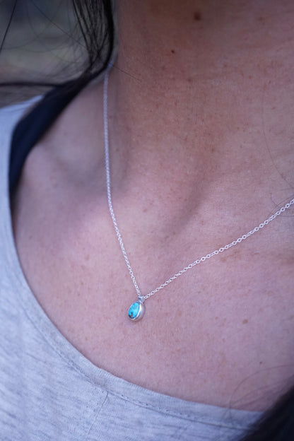 teeny kingman turquoise necklace