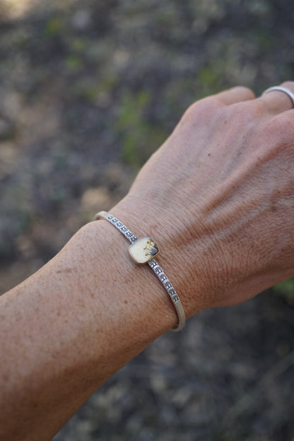 stamped stacking cuff with dendritic agate in 14k goldfill bezel