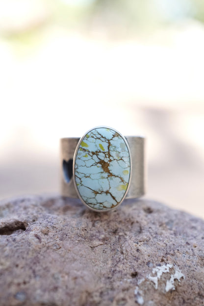sandhill turquoise ring with 🤍 band - 5.25