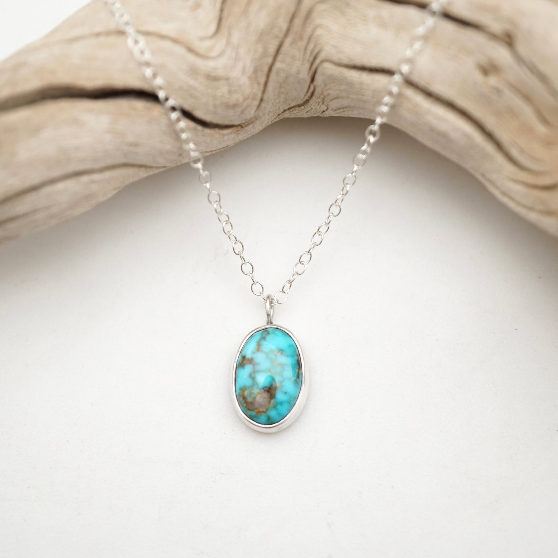 bright blue kingman turquiose necklace - short oval - Lumenrose