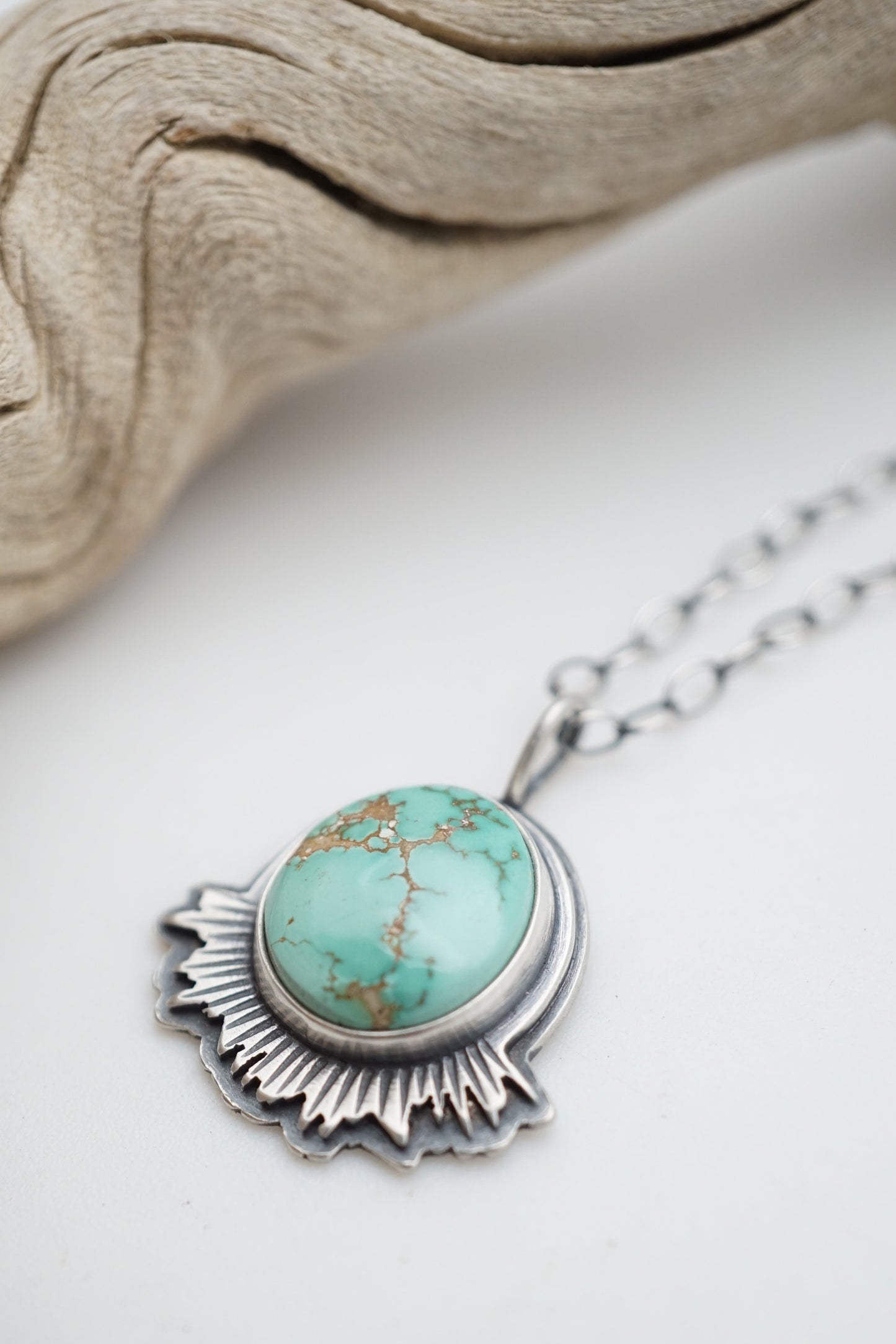 carico lake turquoise flair necklace - Lumenrose