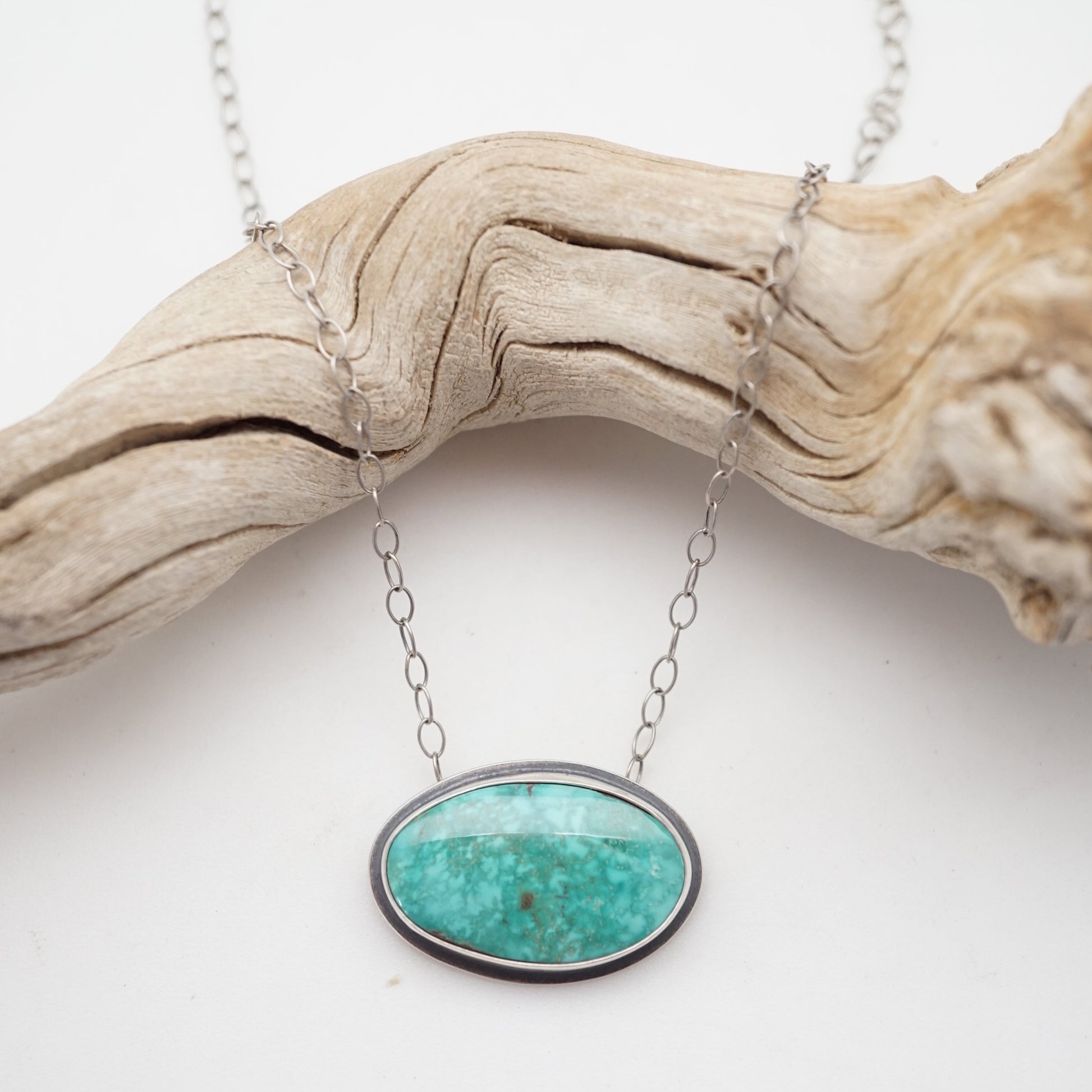 carico lake turquoise oval necklace - Lumenrose