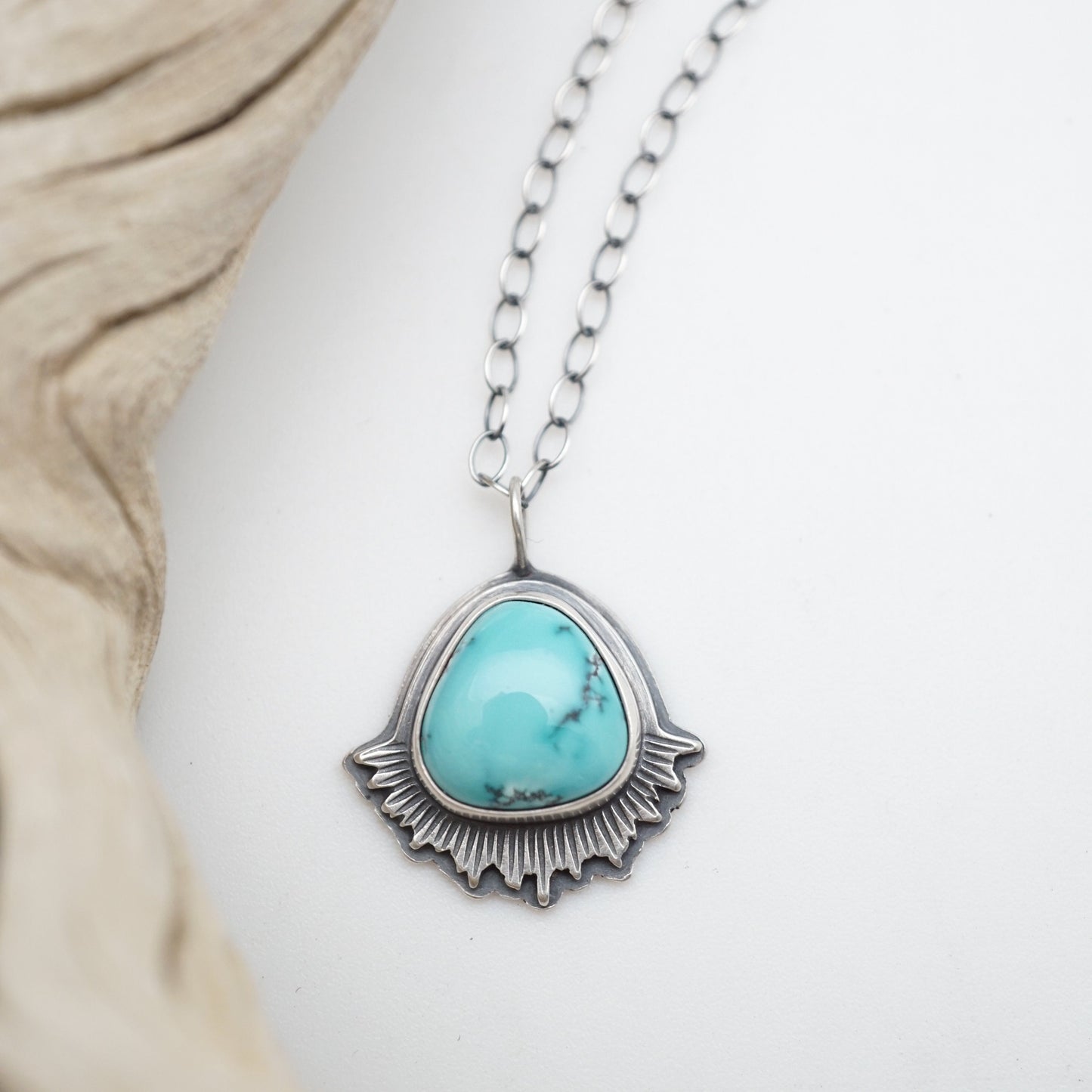 cheyenne turquoise flair necklace - Lumenrose