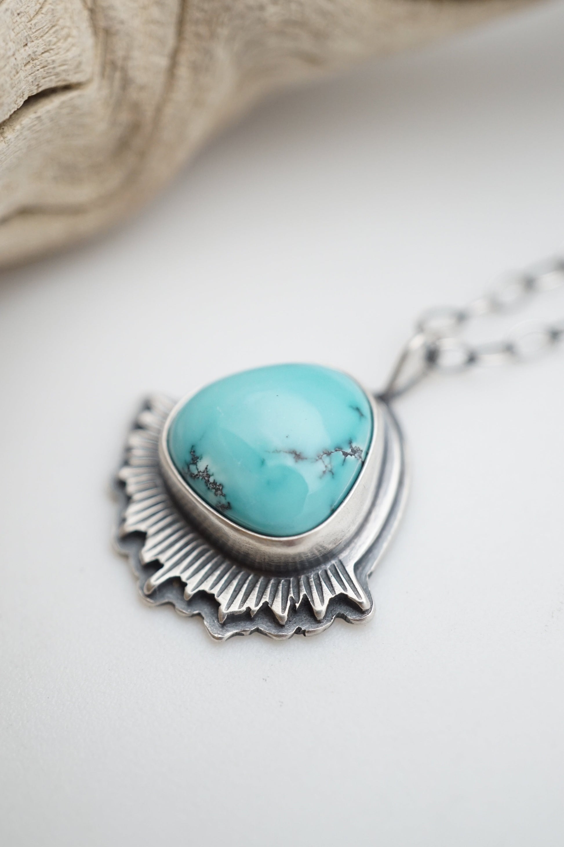 cheyenne turquoise flair necklace - Lumenrose