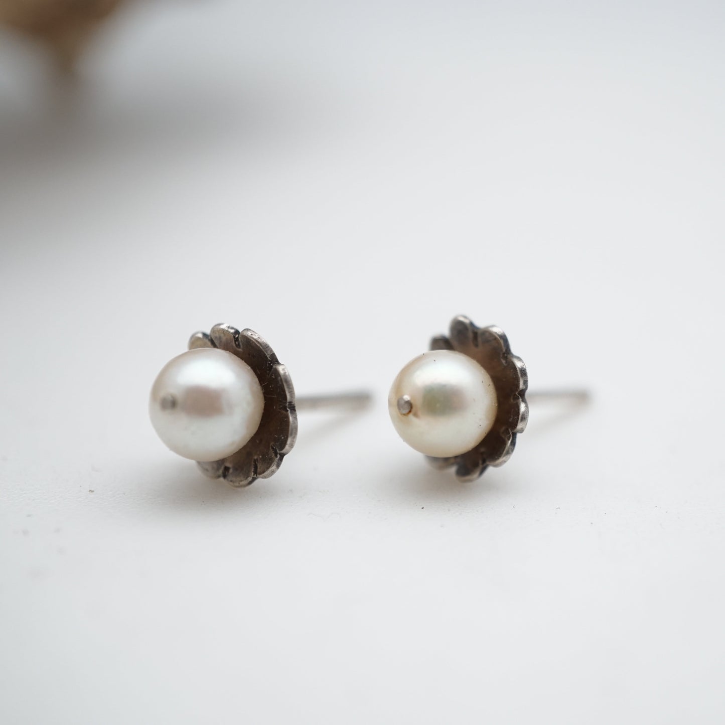 feminine flower pearl stud earrings - Lumenrose