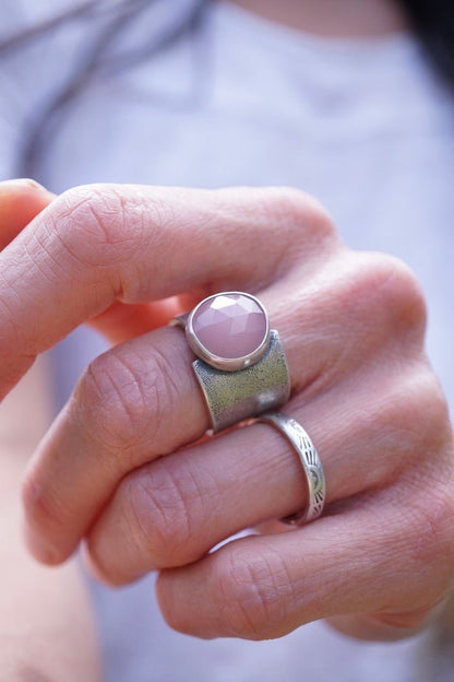 guava quartz chunky asymmetrical ring - size 6.5 - Lumenrose