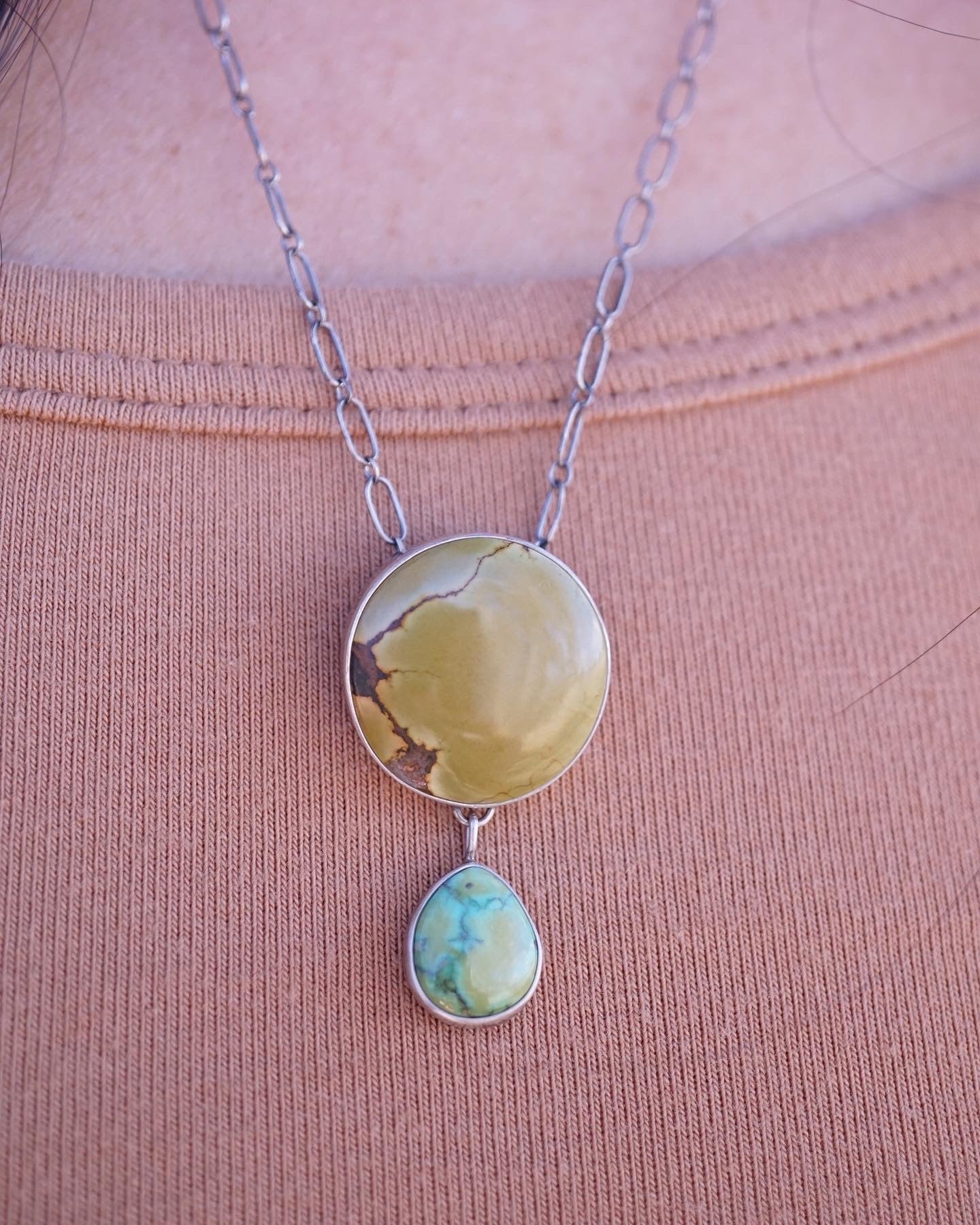 OLIVE EARTH necklace - Lumenrose