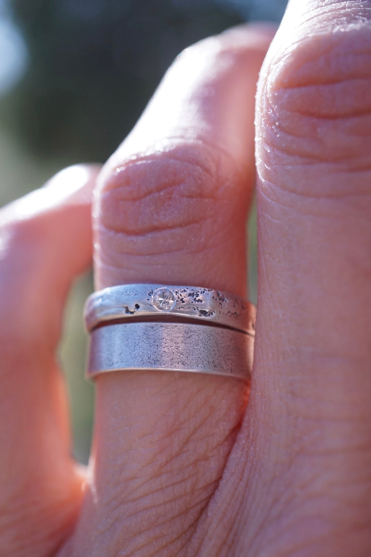 sand cast silver ring band with white sapphire - size 5 - Lumenrose